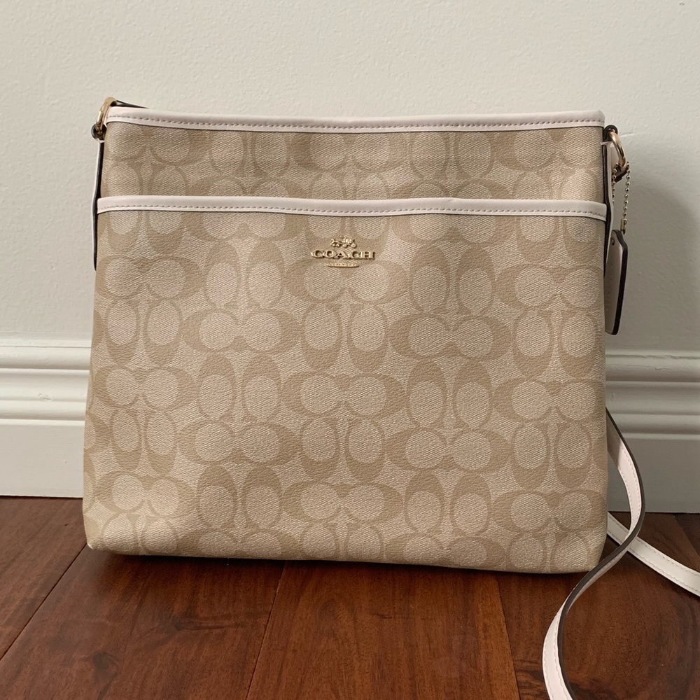 Coach Signature File Crossbody in White